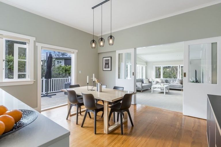 Photo of property in 13 Blacks Road, Greenhithe, Auckland, 0632