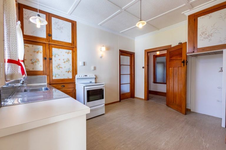 Photo of property in 4 Alma Street, Dannevirke, 4930