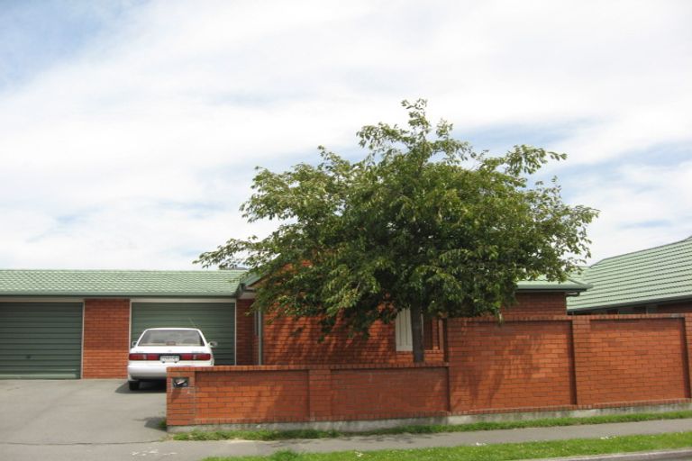 Photo of property in 2 York Tong Place, Addington, Christchurch, 8024