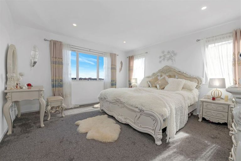 Photo of property in 39 Hikuawa Road, Flat Bush, Auckland, 2019