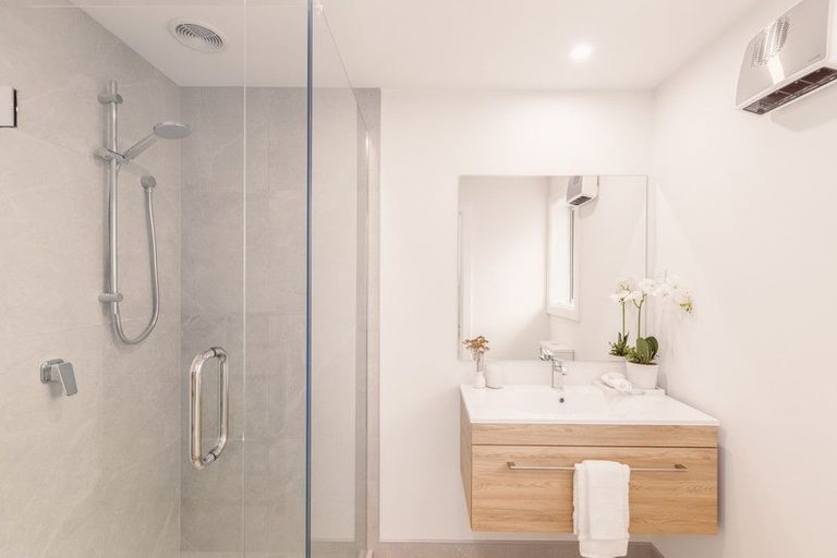 Photo of property in 3b Memorial Avenue, Ilam, Christchurch, 8053