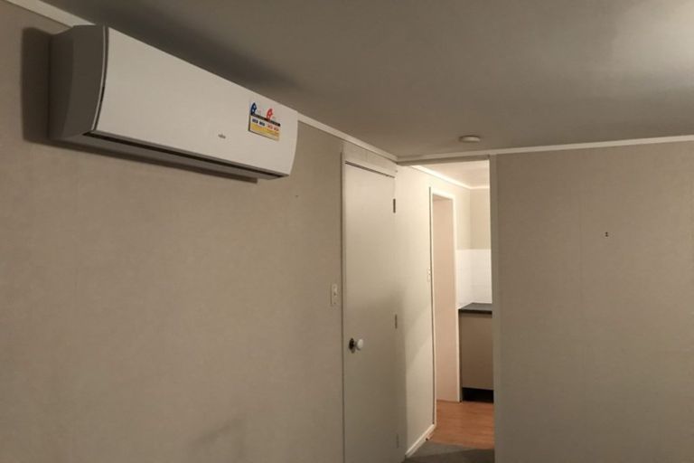 Photo of property in 32 Glamorgan Drive, Torbay, Auckland, 0630