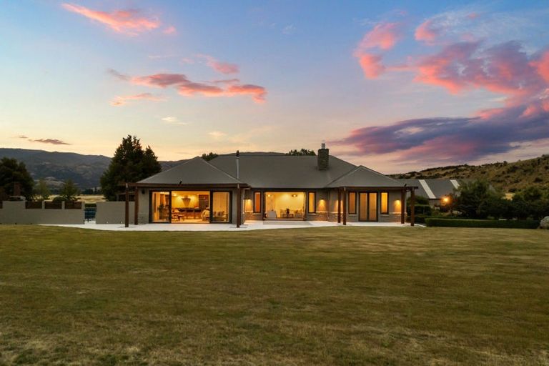 Photo of property in 169 Stevenson Road, Wanaka, 9382