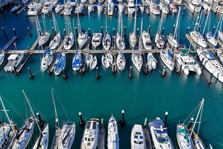 Photo of property in Clyde Quay Wharf, 3b/1 Clyde Quay Wharf, Te Aro, Wellington, 6011