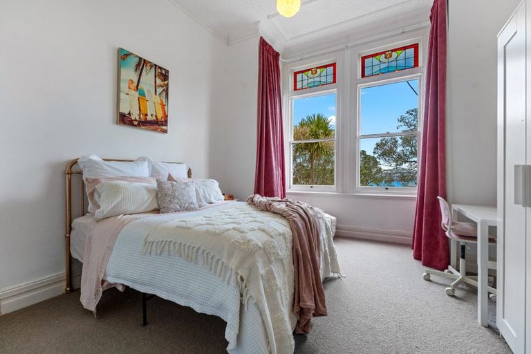 Photo of property in 4 Hinemoa Terrace, Birkenhead, Auckland, 0626