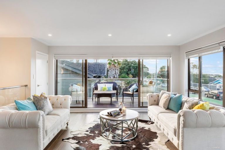 Photo of property in 407 Lake Road, Takapuna, Auckland, 0622