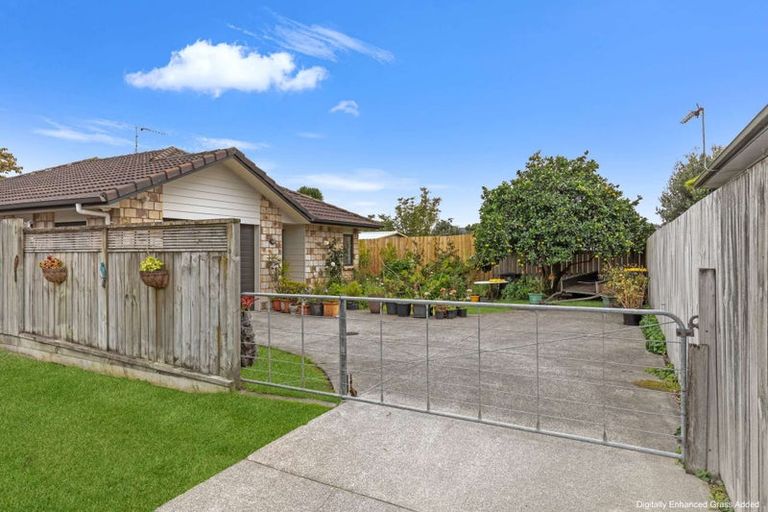 Photo of property in 104b Racecourse Road, Waiuku, 2123
