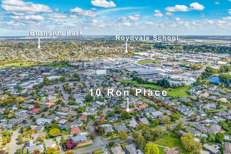 Photo of property in 10 Ron Place, Bishopdale, Christchurch, 8051