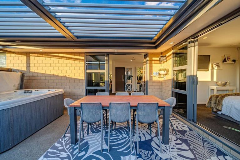 Photo of property in 28 Sovereign Boulevard, Kaiapoi, 7630