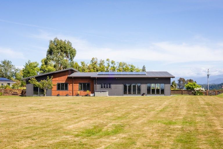 Photo of property in 157 Hau Hau Road, Blue Spur, Hokitika, 7882