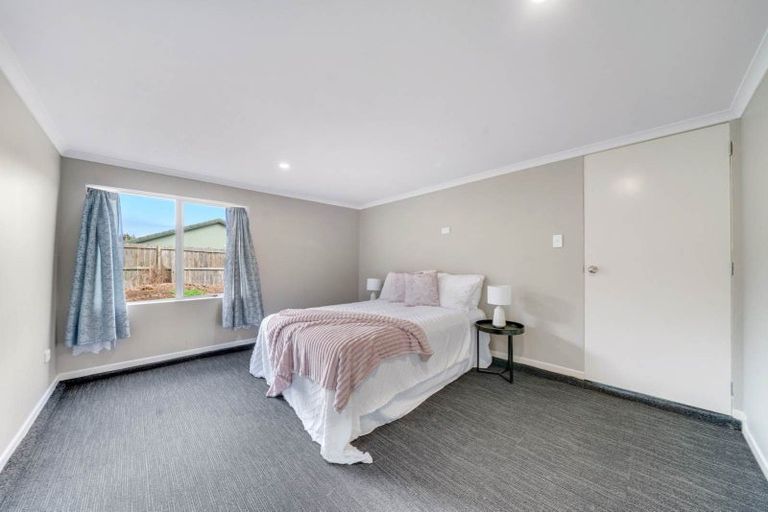 Photo of property in 35 Seddon Avenue, Papatoetoe, Auckland, 2104