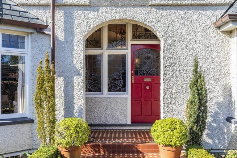 Photo of property in 39 Holly Road, St Albans, Christchurch, 8014