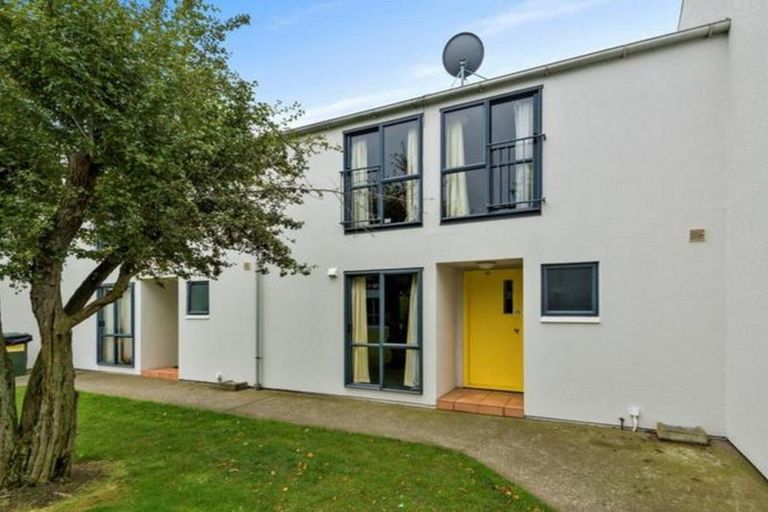 Photo of property in 15/74 Hansons Lane, Upper Riccarton, Christchurch, 8041