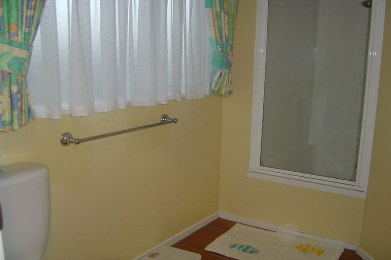 Photo of property in 9 The Topdeck, Whitby, Porirua, 5024