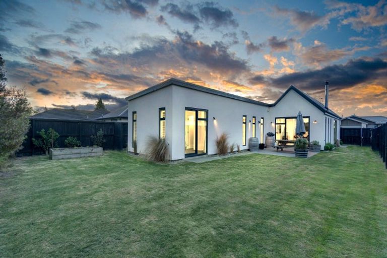 Photo of property in 11 John Raven Lane, Woodend, 7610