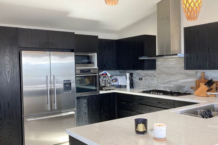 Photo of property in 6 Dunkeld Lane, Redcliffs, Christchurch, 8081