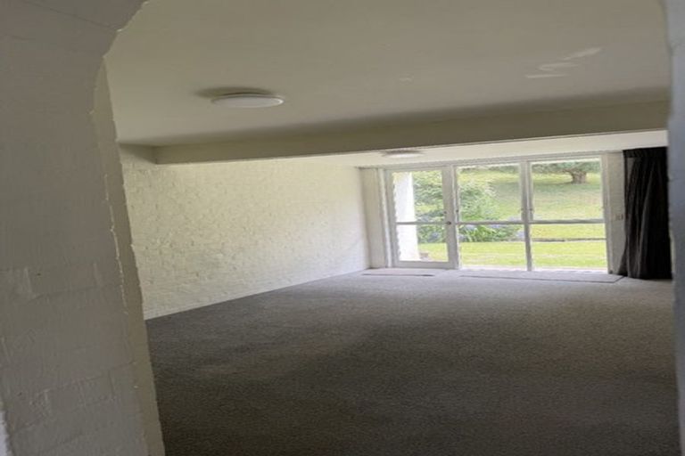 Photo of property in 141a Churton Drive, Churton Park, Wellington, 6037