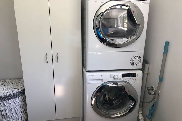 Photo of property in 4 Finlay Grove, Waikawa, Picton, 7220