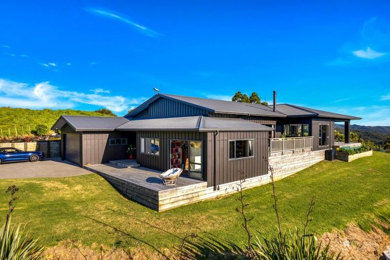 Photo of property in 123 Taiapa Valley Road, Muriwai, Waimauku, 0881