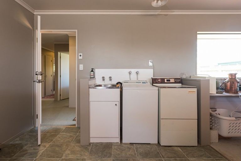 Photo of property in 7 Belgrove Drive, Waipukurau, 4200