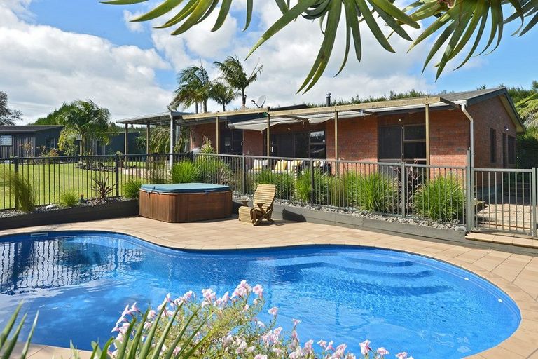 Photo of property in 35 Poplar Lane, Kerikeri, 0293