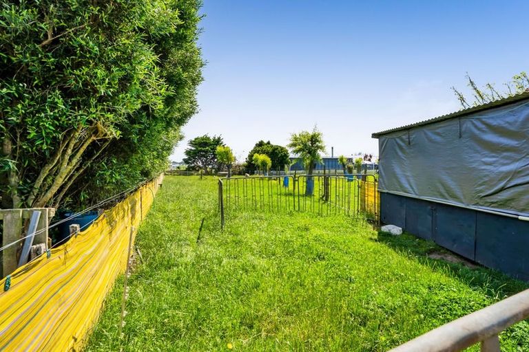 Photo of property in 475 Manawapou Road, Hawera, 4672