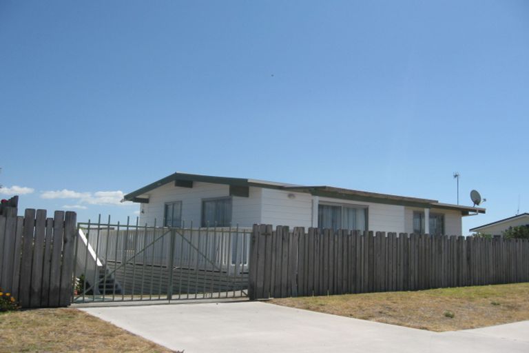 Photo of property in 358 Pukehina Parade, Pukehina, Te Puke, 3189