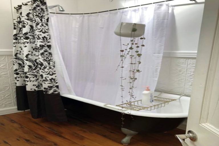 Photo of property in 1 Haines Terrace, Aro Valley, Wellington, 6021