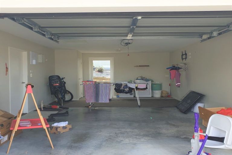 Photo of property in 30a Mellsop Avenue, Waiuku, 2123