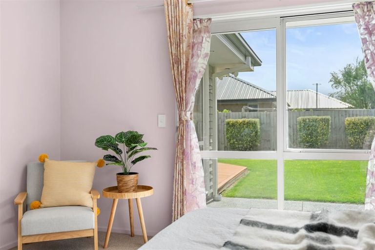 Photo of property in 10 Jefferson Close, Halswell, Christchurch, 8025