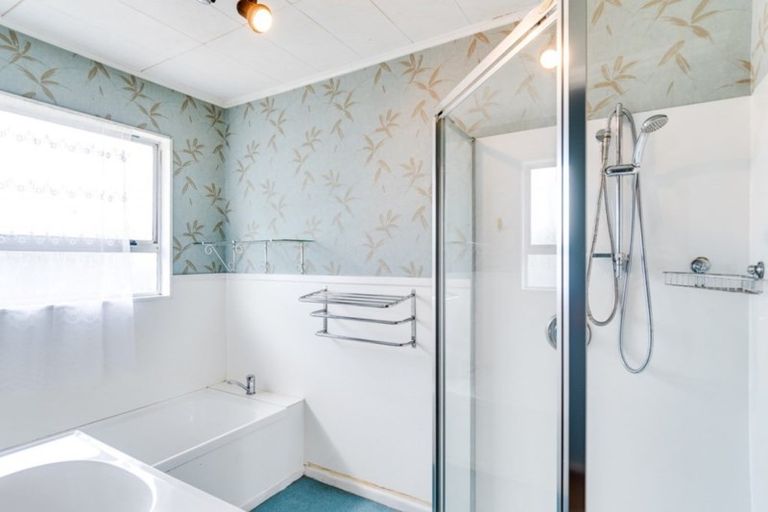 Photo of property in 27 Cartier Crescent, Flaxmere, Hastings, 4120