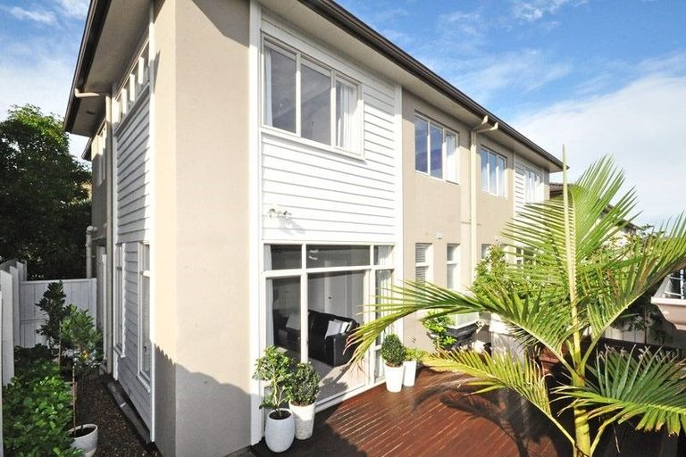 Photo of property in 107 Baverstock Road, Flat Bush, Auckland, 2016