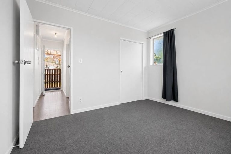Photo of property in 81 Awanui Street, Merrilands, New Plymouth, 4312