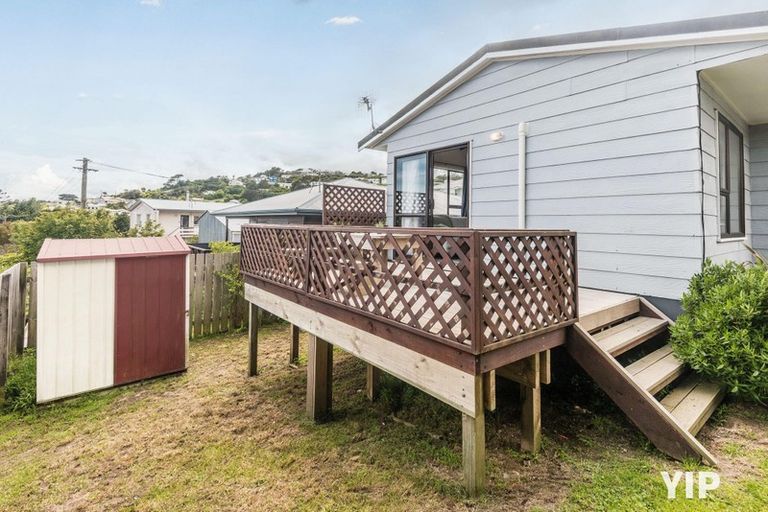 Photo of property in 6a Tarawera Road, Johnsonville, Wellington, 6037