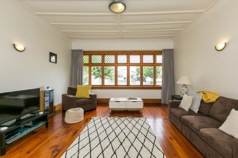 Photo of property in 33 Nelson Crescent, Napier South, Napier, 4110