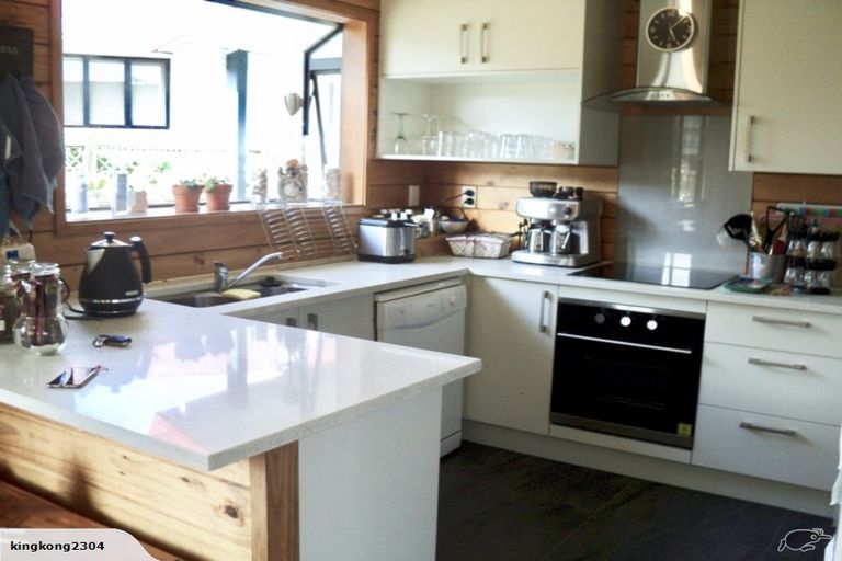 Photo of property in 7 Sandgate Avenue, Botany Downs, Auckland, 2010