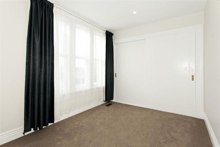 Photo of property in 4 Wakanui Street, Birkenhead, Auckland, 0626