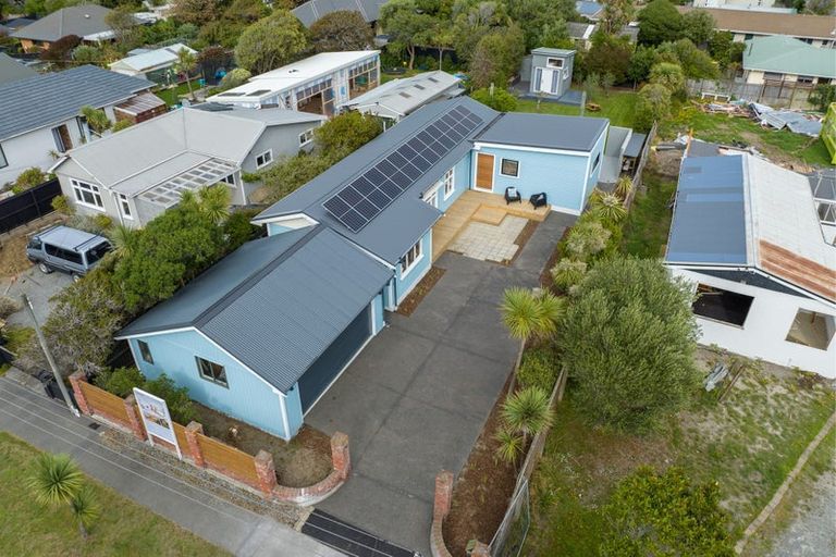 Photo of property in 258 Pine Avenue, South New Brighton, Christchurch, 8062