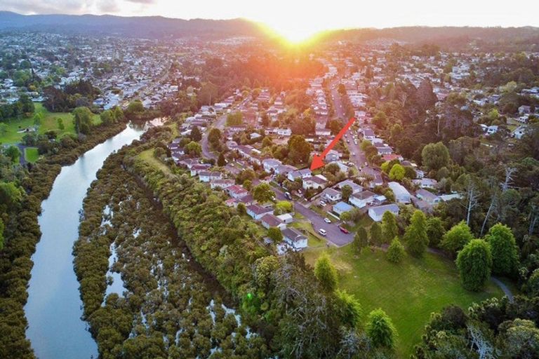 Photo of property in 61 Sunline Avenue, Massey, Auckland, 0614