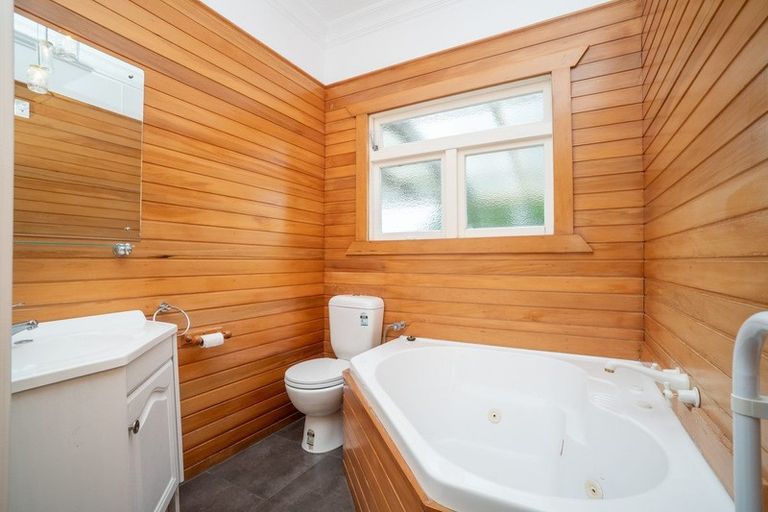 Photo of property in 31 Rata Street, Roslyn, Palmerston North, 4414