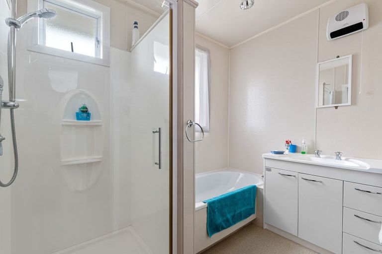 Photo of property in 13 Pukeko Place, Tokoroa, 3420