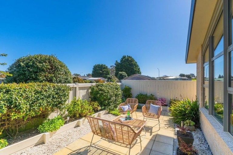 Photo of property in 4b Huia Road, Raumati Beach, Paraparaumu, 5032