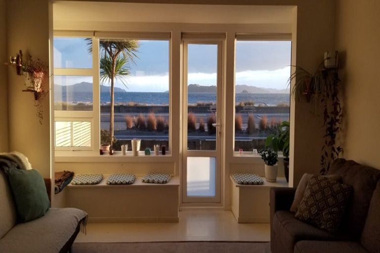 Photo of property in 1 Aurora Street, Petone, Lower Hutt, 5012