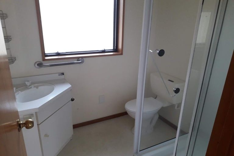 Photo of property in 28b Inglewood Place, Avonhead, Christchurch, 8042