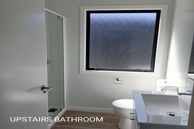 Photo of property in 10 Main Road, Wainuiomata, Lower Hutt, 5014