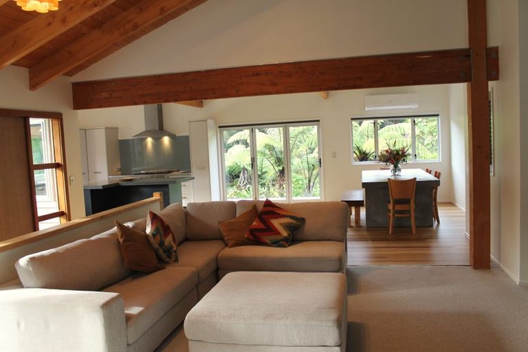 Photo of property in 56 Rewa Rewa Valley, Tairua, 3508