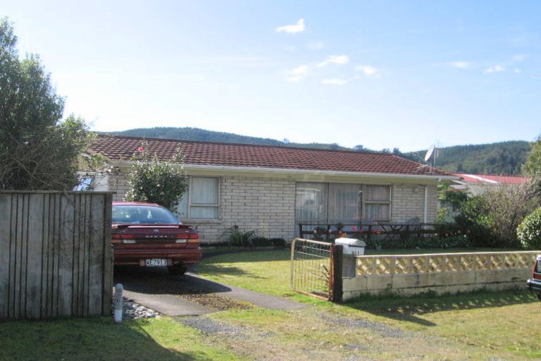 Photo of property in 301 The Square, Whangamata, 3620