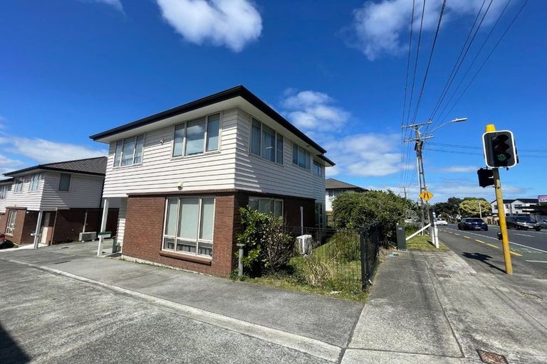 Photo of property in 1 Akeake Lane, Manurewa, Auckland, 2102