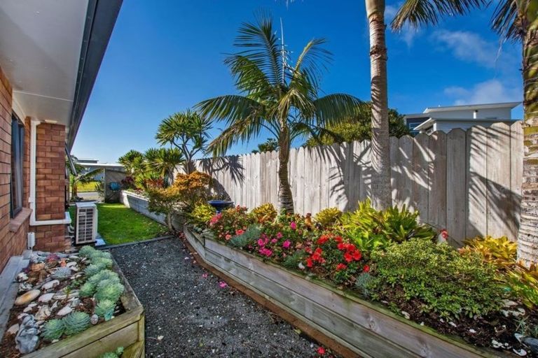 Photo of property in 35 Ata-mahina Way, Ruakaka, 0116