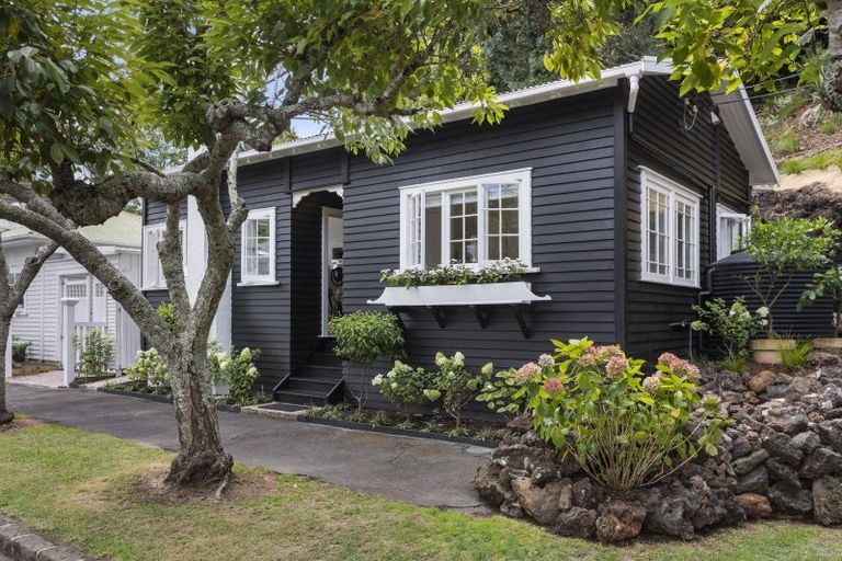 Photo of property in 20 Rautangi Road, Mount Eden, Auckland, 1024